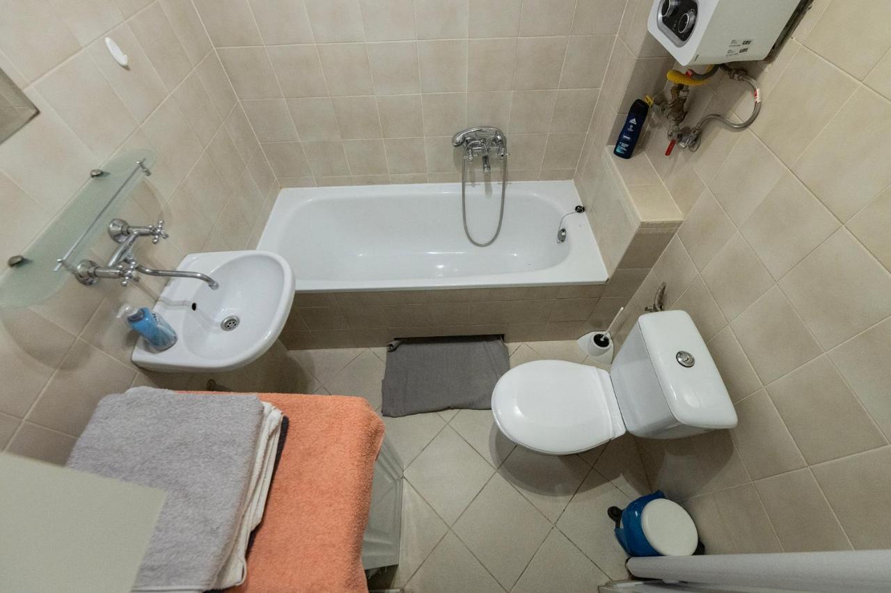 Studio In City Centre Free Parking Lodz  Luaran gambar